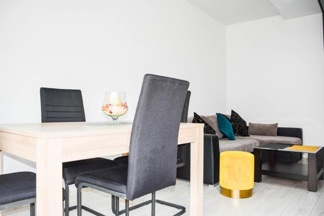 Apartament Delux Przy Wisle Lägenhet Krasków Exteriör bild